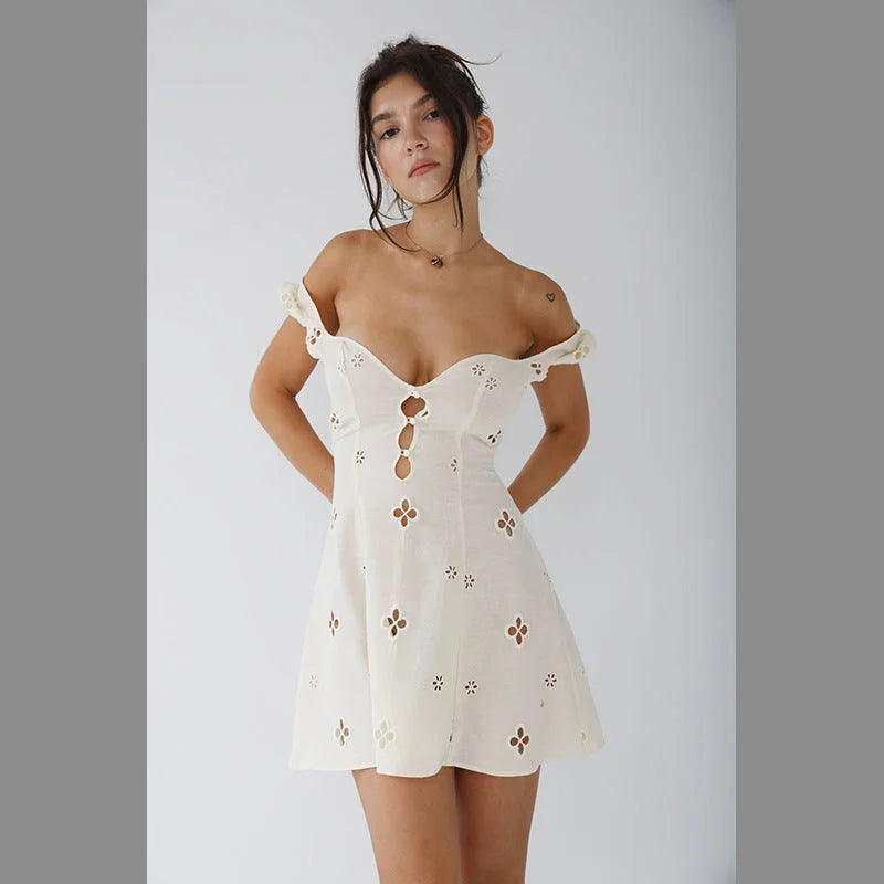 Robe en Coton Brodée Élégante